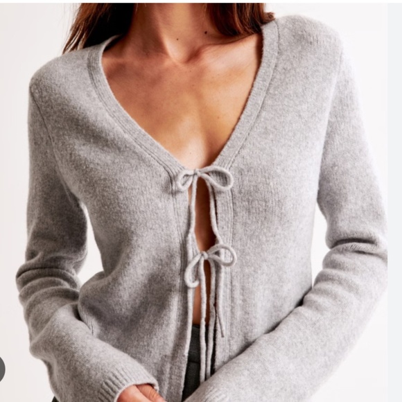 Abercrombie & Fitch Sweaters - Abercrombie & Fitch Light Gray Women's Cardigan